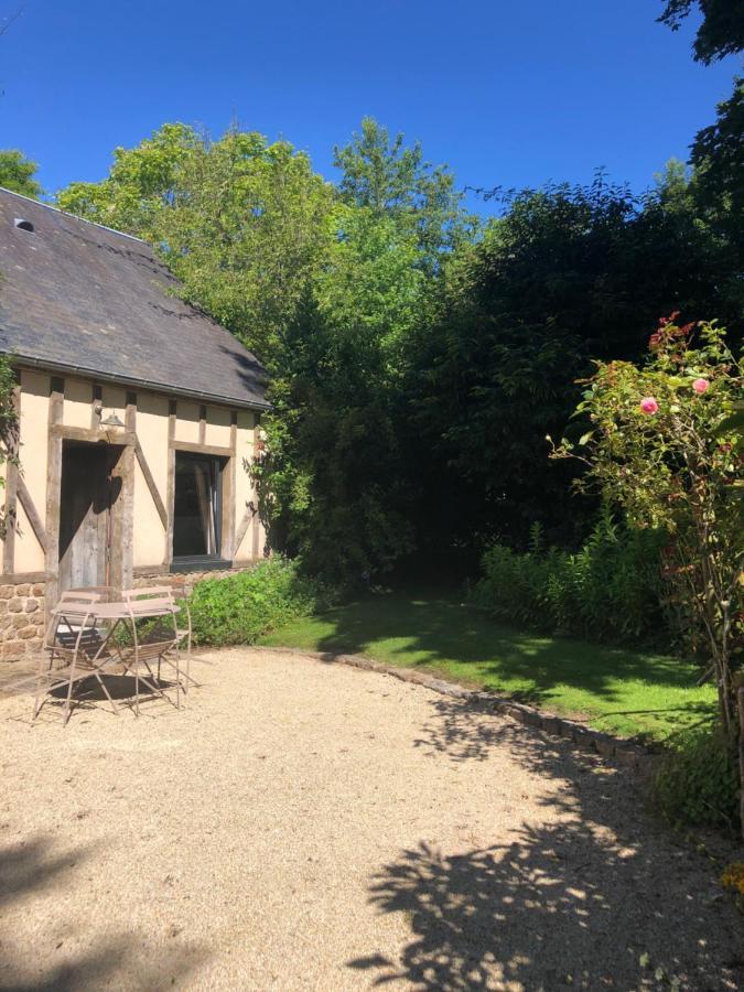 Le Clos Du Mont Jarry Le Val-Saint-Pere ภายนอก รูปภาพ