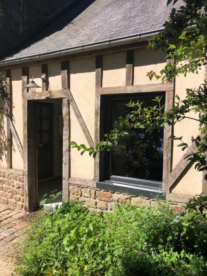 Le Clos Du Mont Jarry Le Val-Saint-Pere ภายนอก รูปภาพ